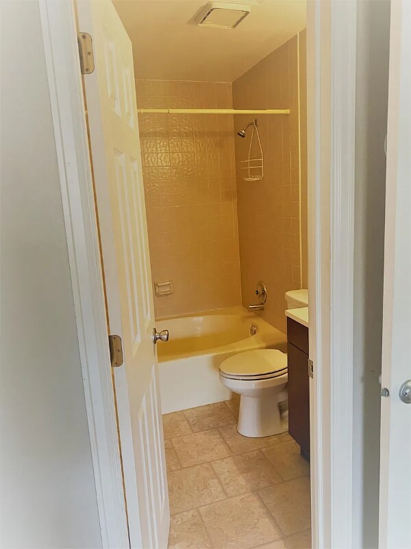 Foto del edificio - 8225 Fairmount Dr