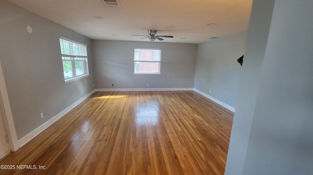 Foto del edificio - 2819 Oak St