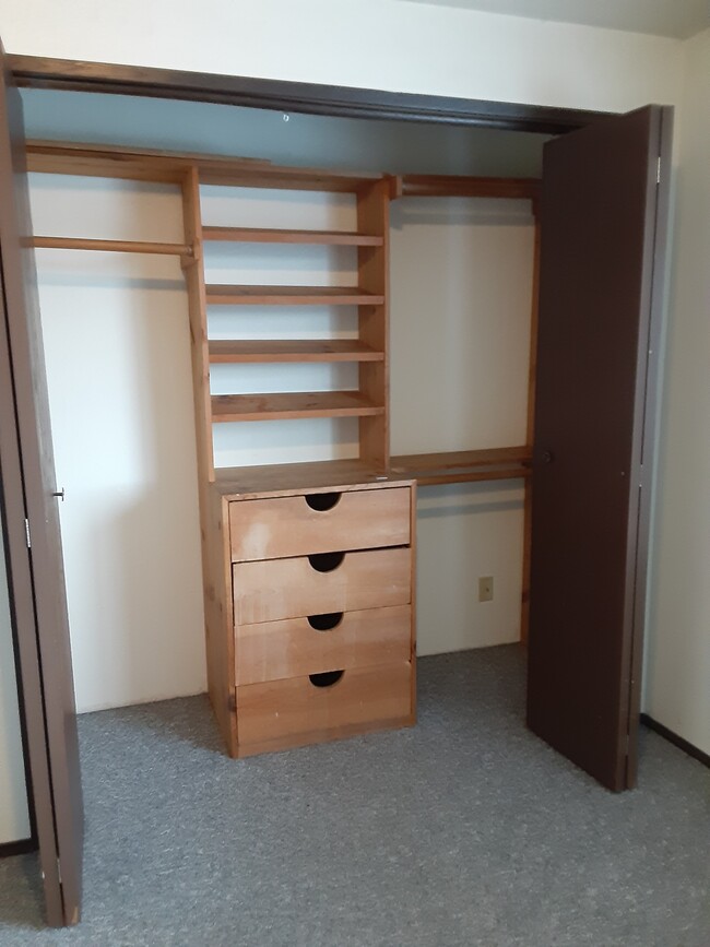Bedroom closet built in - 2319 Adams St