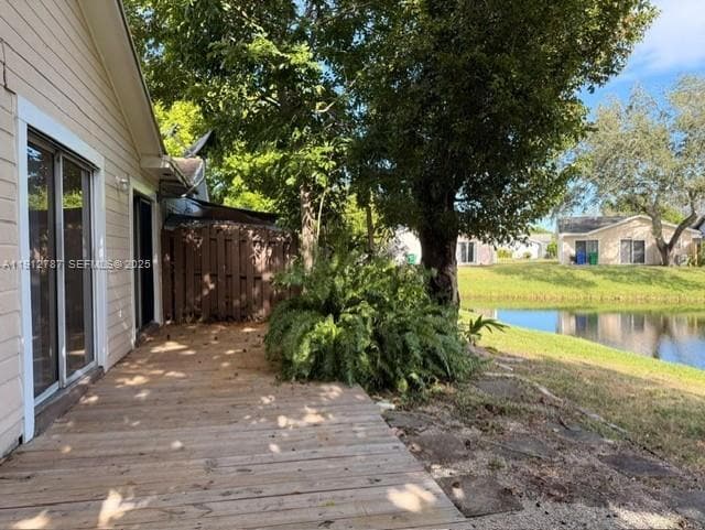 Foto del edificio - 3321 Ivy Way