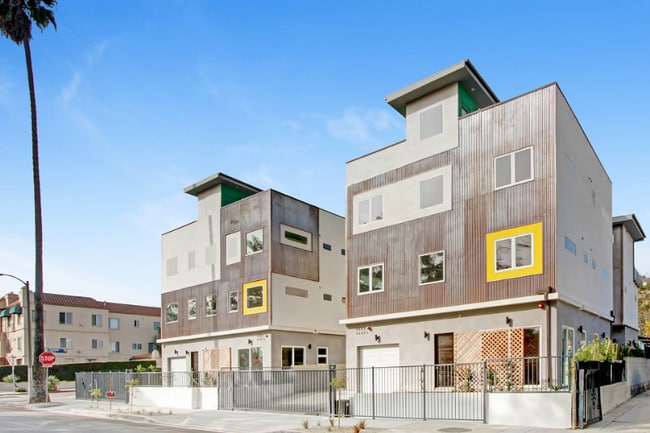 Photo - 5407 Huntington Dr Townhome