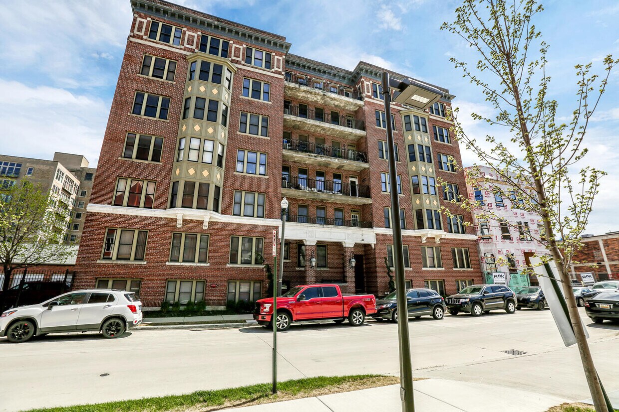 Primary Photo - 78 Watson St