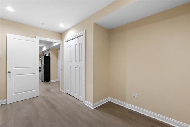 Foto del edificio - 1635 N Ashland Ave