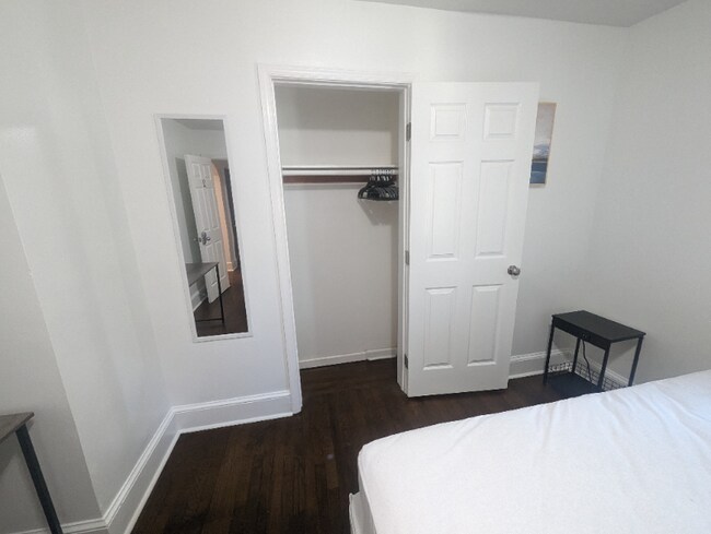 Foto del edificio - 123 Hopewell St