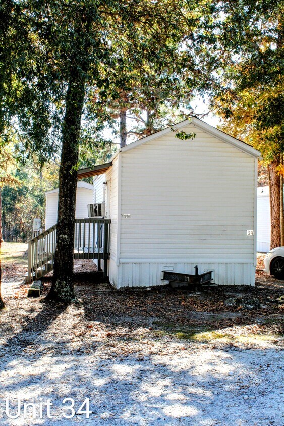 Primary Photo - 5027 River Road - 34 - Park