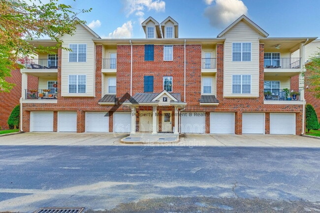 Building Photo - 3201 Aspen Grove Dr