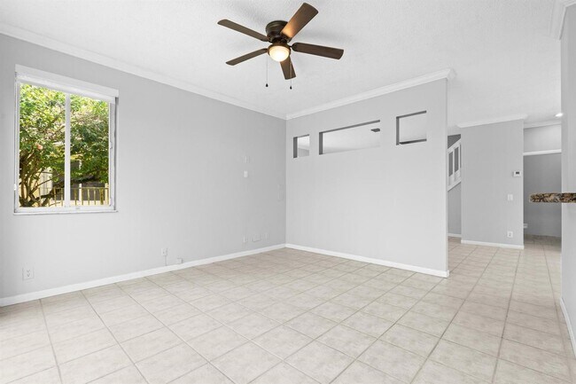Foto del edificio - 4319 Greenbriar Ln