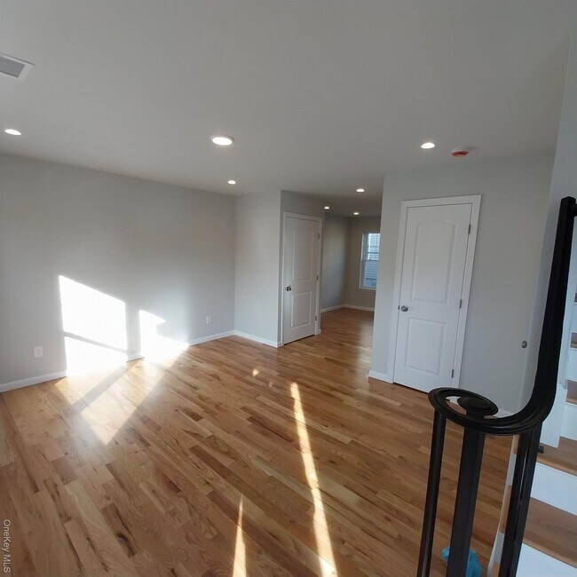 Foto del edificio - 343 Jackson St