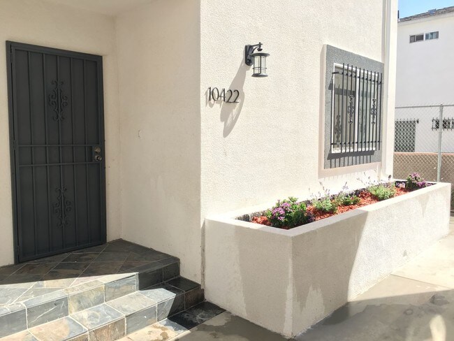 Foto del edificio - 10420 S Figueroa St