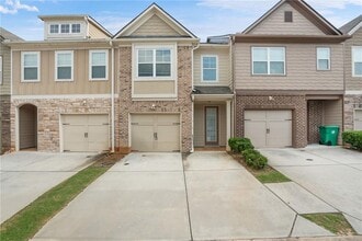 Building Photo - 4915 Longview Walk
