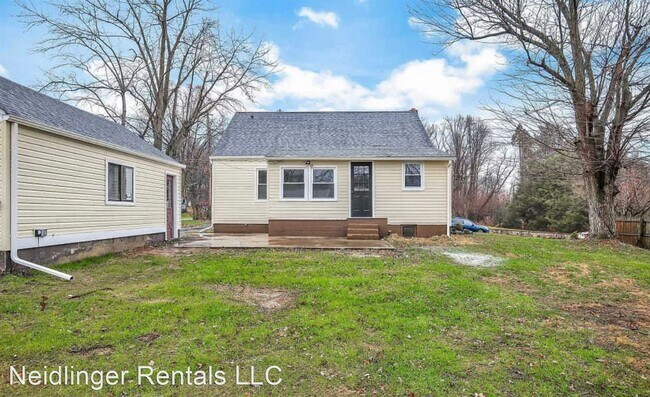 Building Photo - 5 br, 2 bath House - 12189 Snyder Ave
