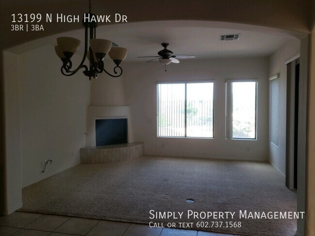 Foto del edificio - LARGE 3 bedroom 3 bathroom in Heritage Hig...