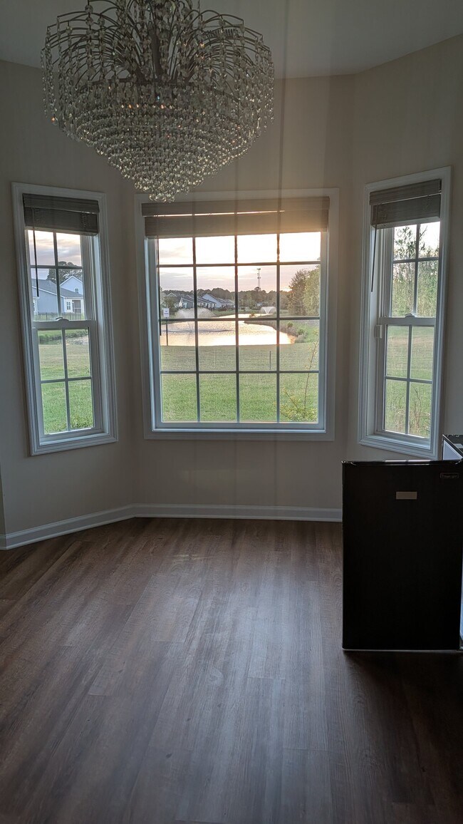 Foto del edificio - 409 Arecales Dr