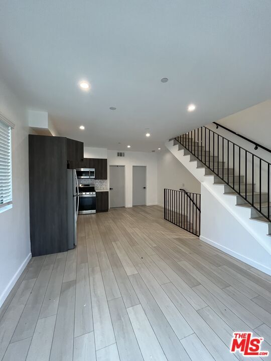 Foto del edificio - 246 N Dillon St