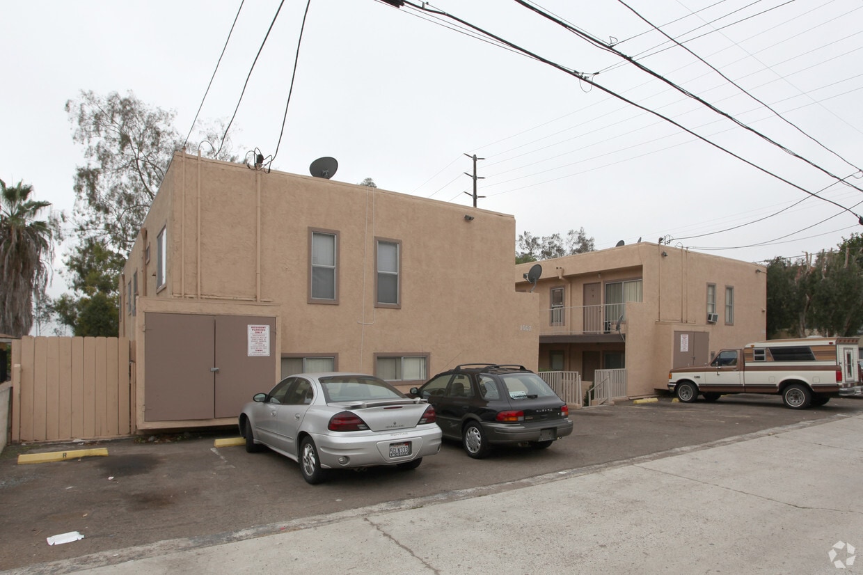 Building Photo - Marquis Apartments