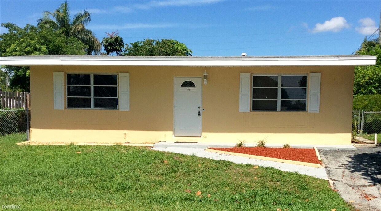 Primary Photo - 3 br, 1 bath House - 59 Davis Road