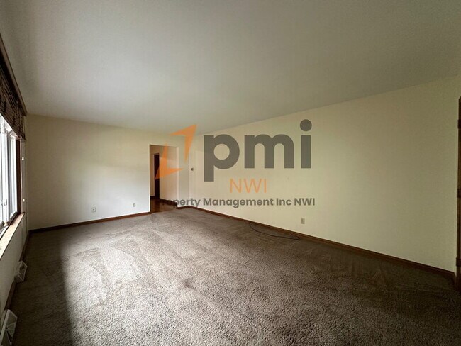 Foto del edificio - 408 E Clark St