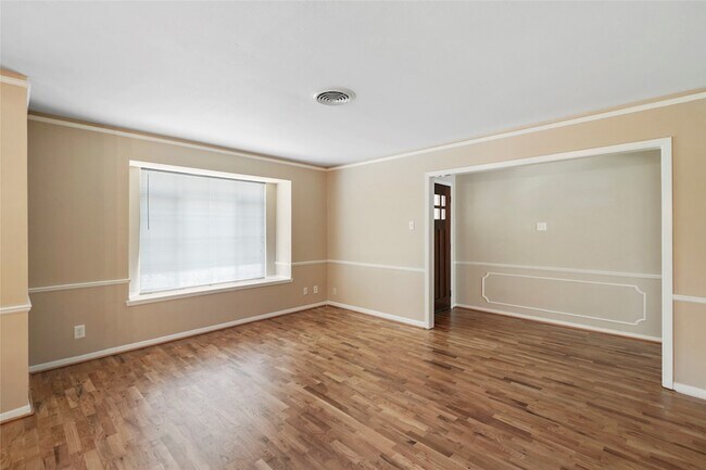 Foto del edificio - 4406 Rosebay Dr