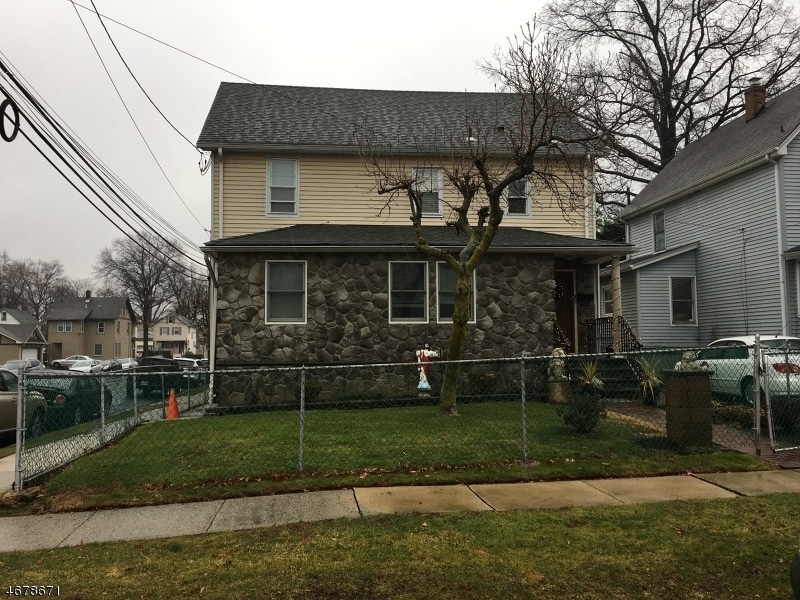 Primary Photo - 503 Downer St