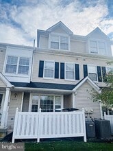 Building Photo - 6202 Preston Way