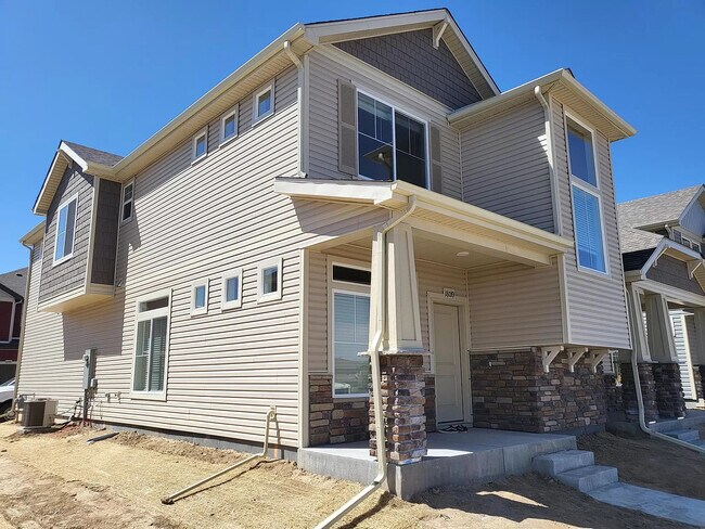 Foto del edificio - 18019 E 103rd Ave