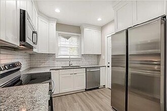 Building Photo - 101 N Harris Ave