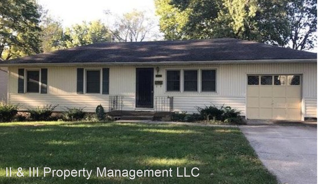 Foto principal - 3 br, 1 bath House - 4505 E 114th Terrace