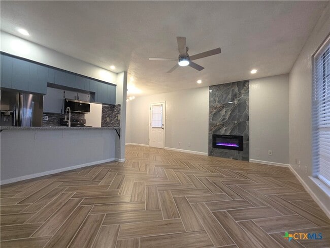 Foto del edificio - 1108 Covey Ln