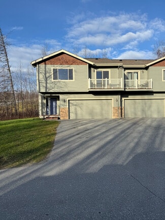 Building Photo - 2813 S Avalon Cir