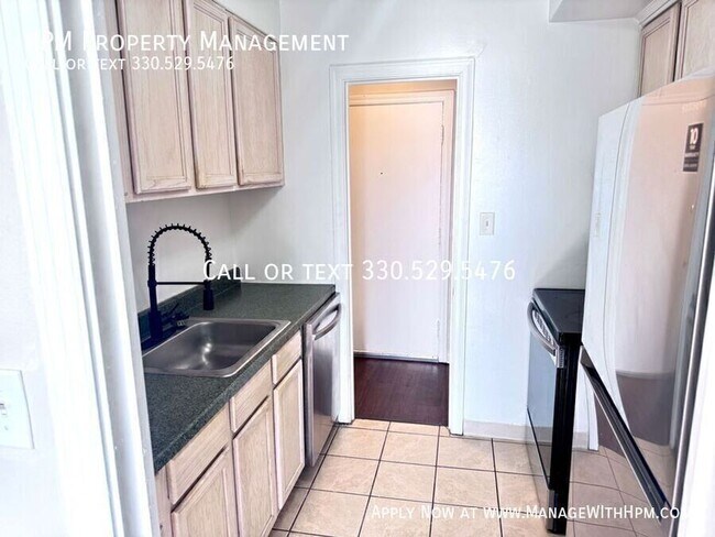 Foto del edificio - 20835 Chagrin Blvd