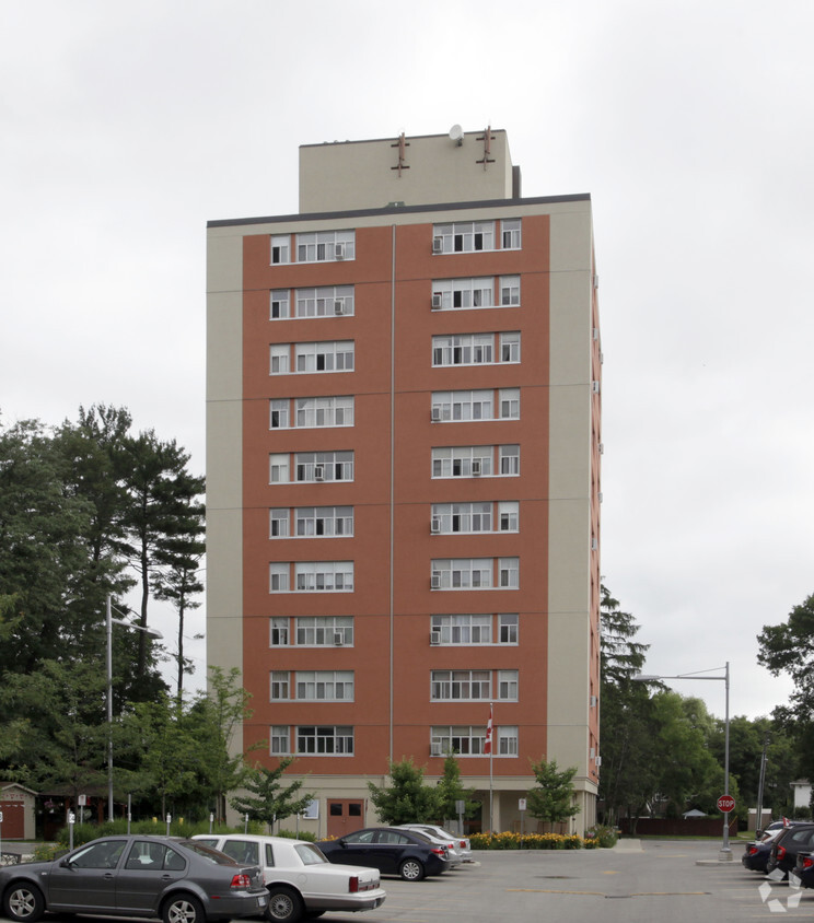 Photo du bâtiment - Bonnie Place I & II