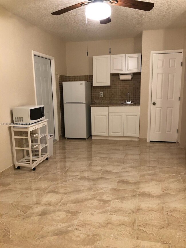 Foto del edificio - 53 SW 133rd Pl