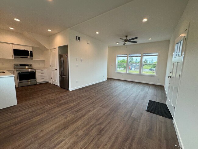 Building Photo - BH T 9520