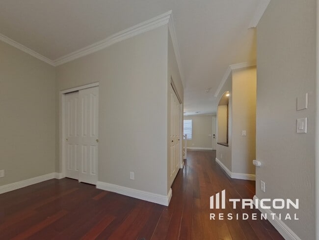 Foto del edificio - 10103 W Kingman St