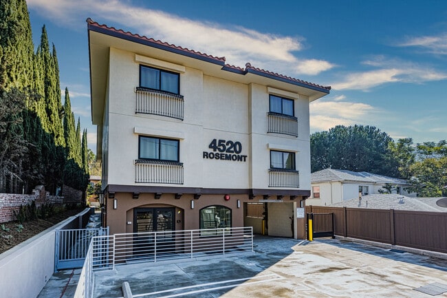 Building Photo - 4520 Rosemont Ave