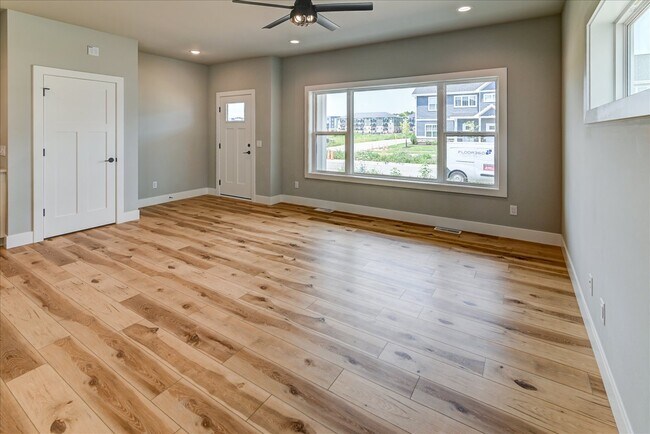 Foto del edificio - 4863 Lacy Rd