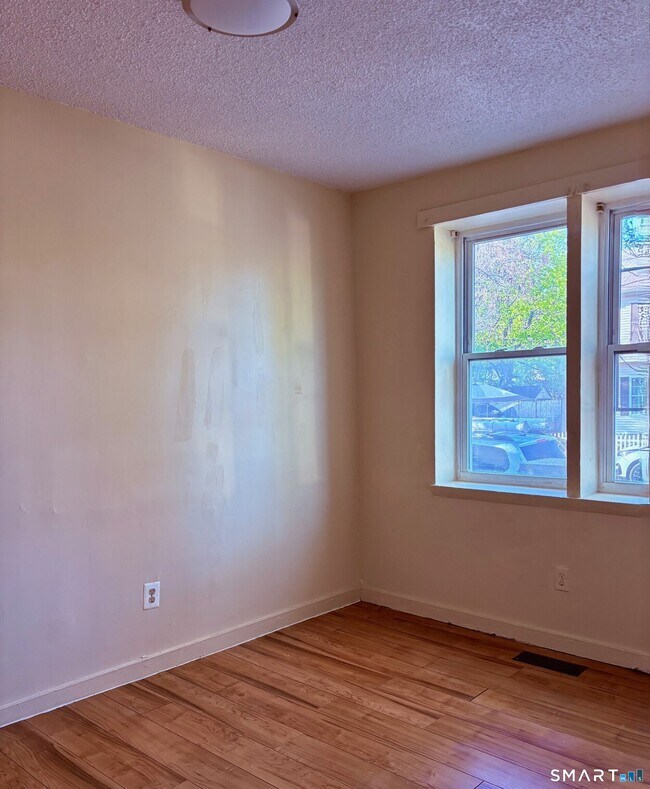 Foto del edificio - 2 Read St