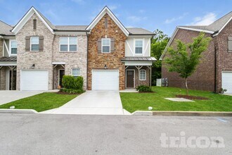 Building Photo - 131 Hickory Station Ln