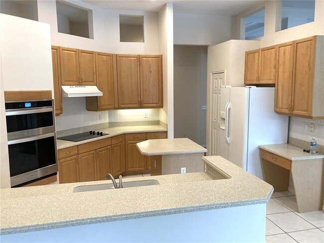 Building Photo - 8837 Oak Landings Ct
