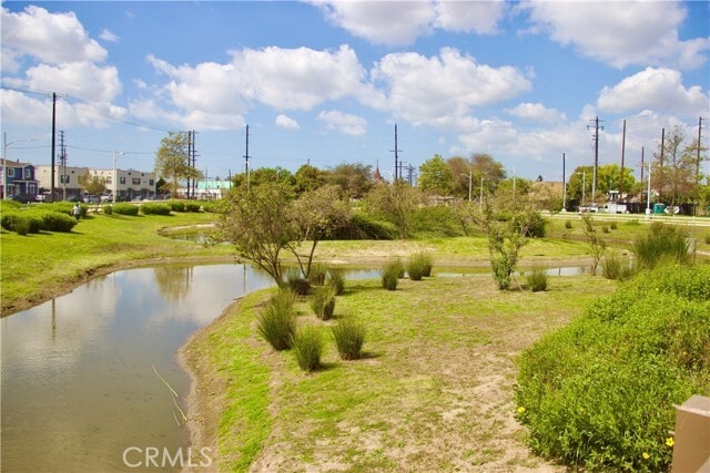 Building Photo - 372 E 55th St