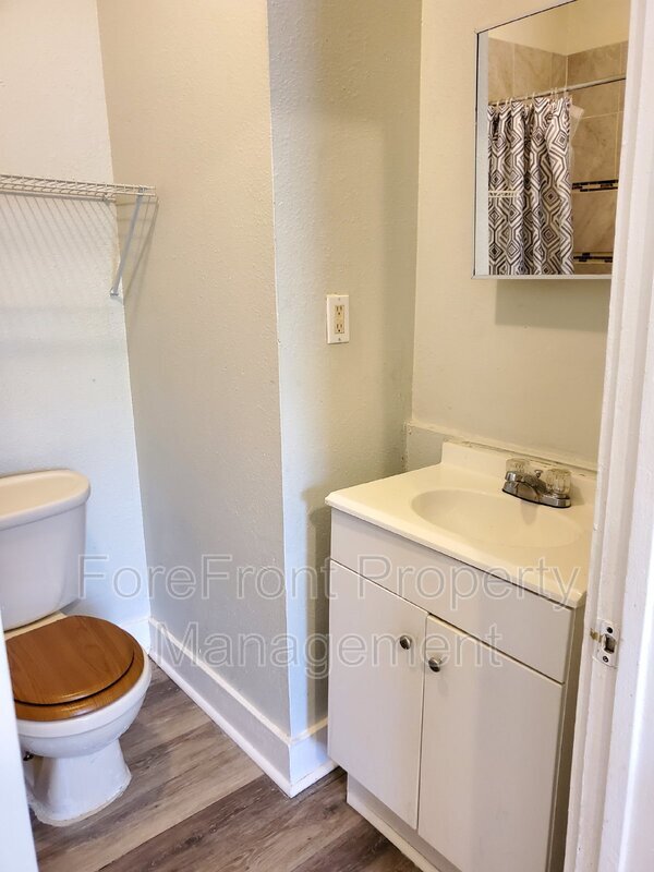 Foto del edificio - 1822 N Olive St