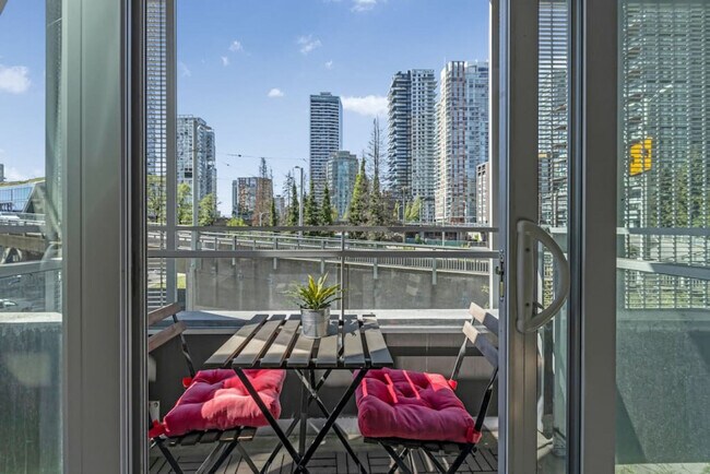 Photo du bâtiment - 1372 Seymour St