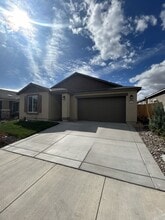 Building Photo - 1459 Bravestone Ave