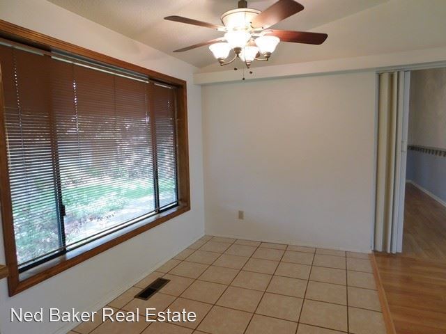 Building Photo - 3 br, 1.5 bath House - 4675 Hayesville Ct NE