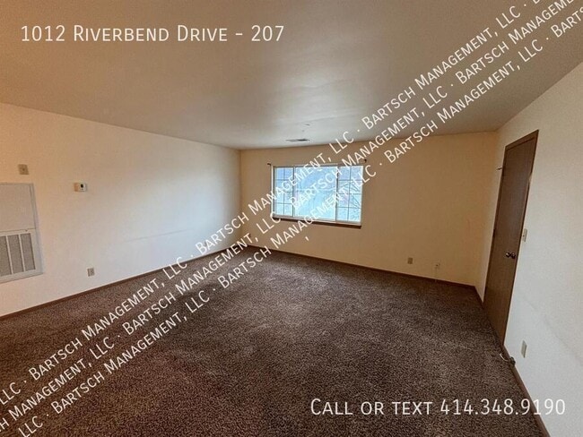 Foto del edificio - 1012 Riverbend Dr