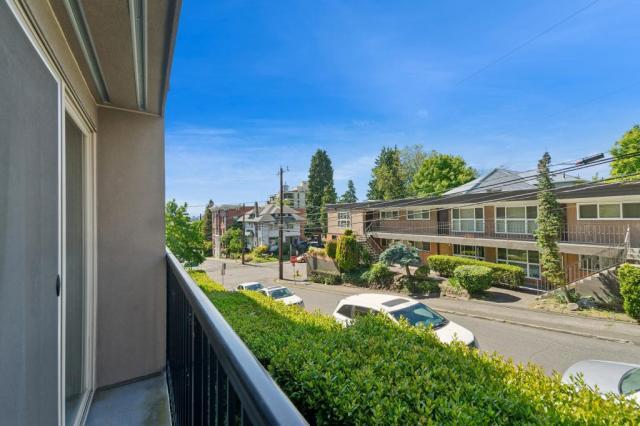 Building Photo - 1 bedroom in Seattle WA 98102