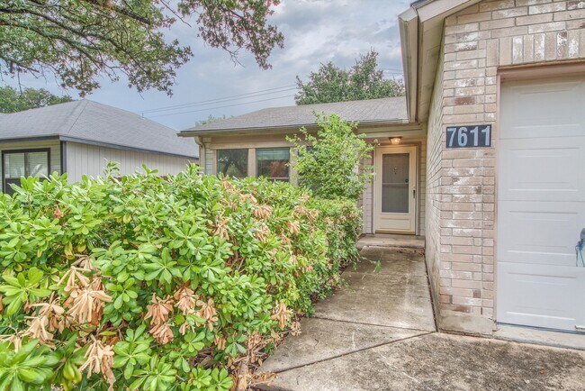 Building Photo - 7611 Scenic Glade