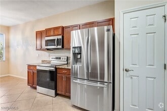 Building Photo - 12866 Carrington Cir