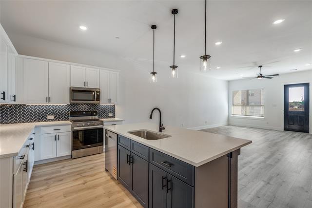 Foto del edificio - 1300 Arkansas Spgs St