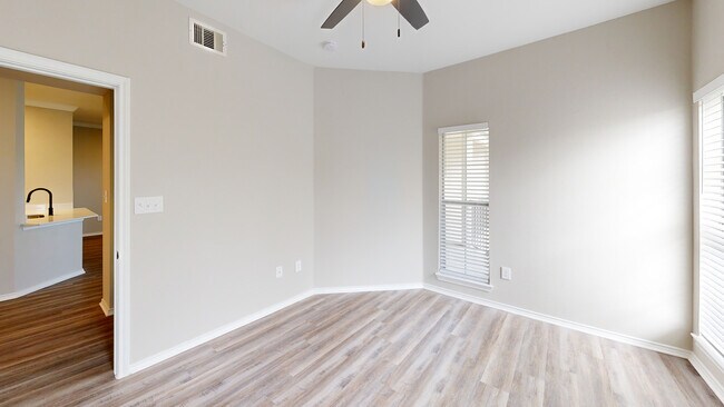 Interior Photo - Red Stone Ranch